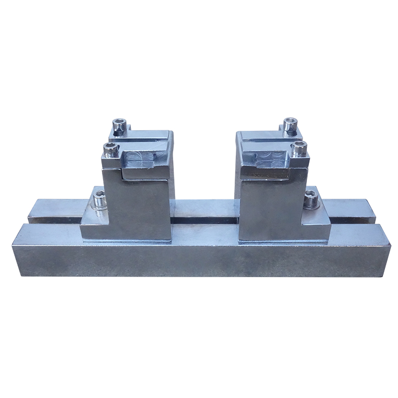 定向纖維增強聚合物基復(fù)合材料彎曲試驗裝置